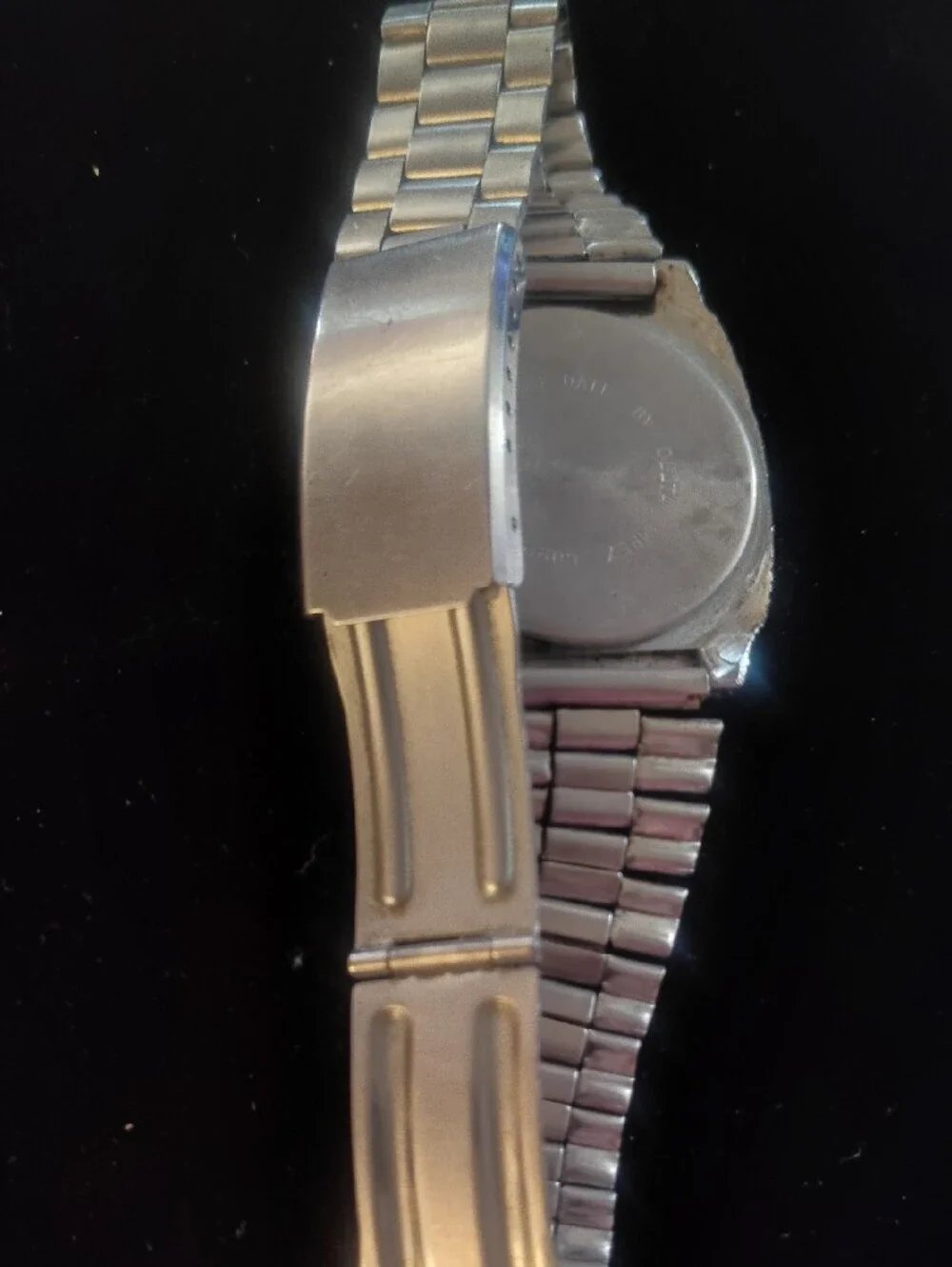 Digital Time-Date Quartz Watch in Silver